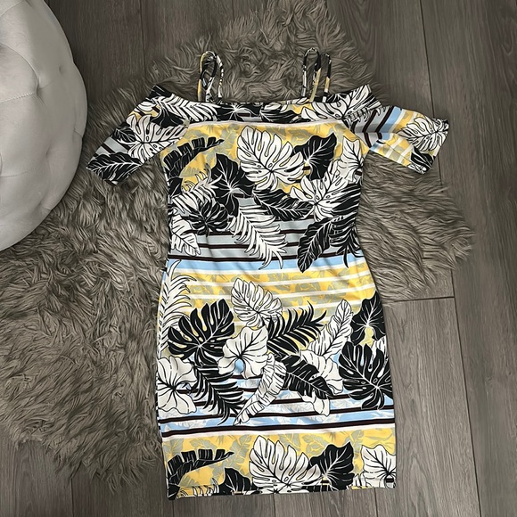 H & M Women’s Banana Leaf Summer Dress - M - Picture 1 of 2